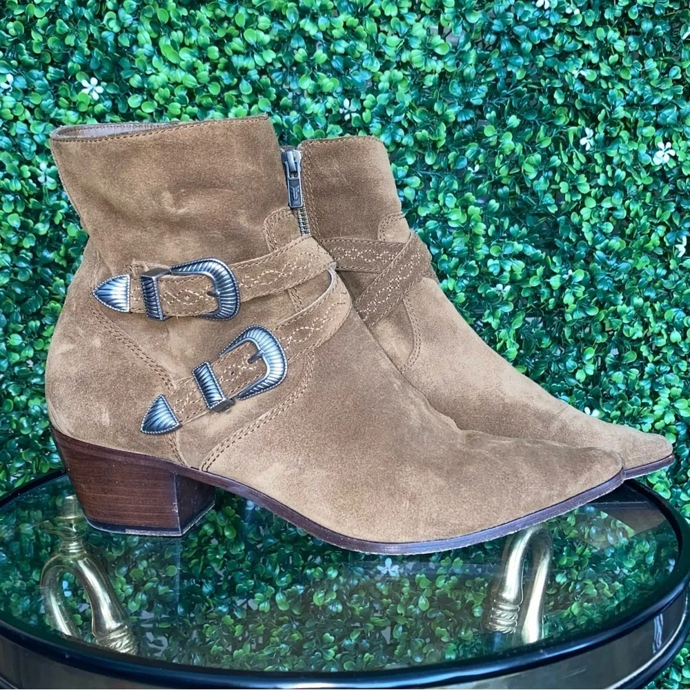 N-09 Frye Ellen Buckle Boots
